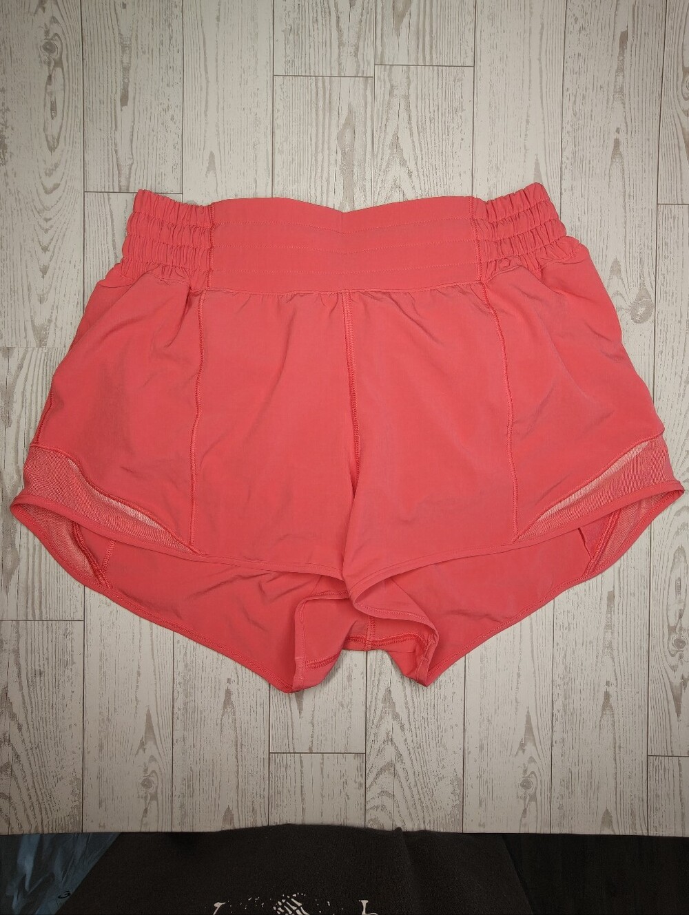 Lululemon Hotty Hot High-Rise Lined Short 2.5" Glaze Pink Size 4 Like New